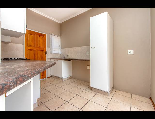 2 BEDROOM APARTMENT RENTED IN BLACKHEATH